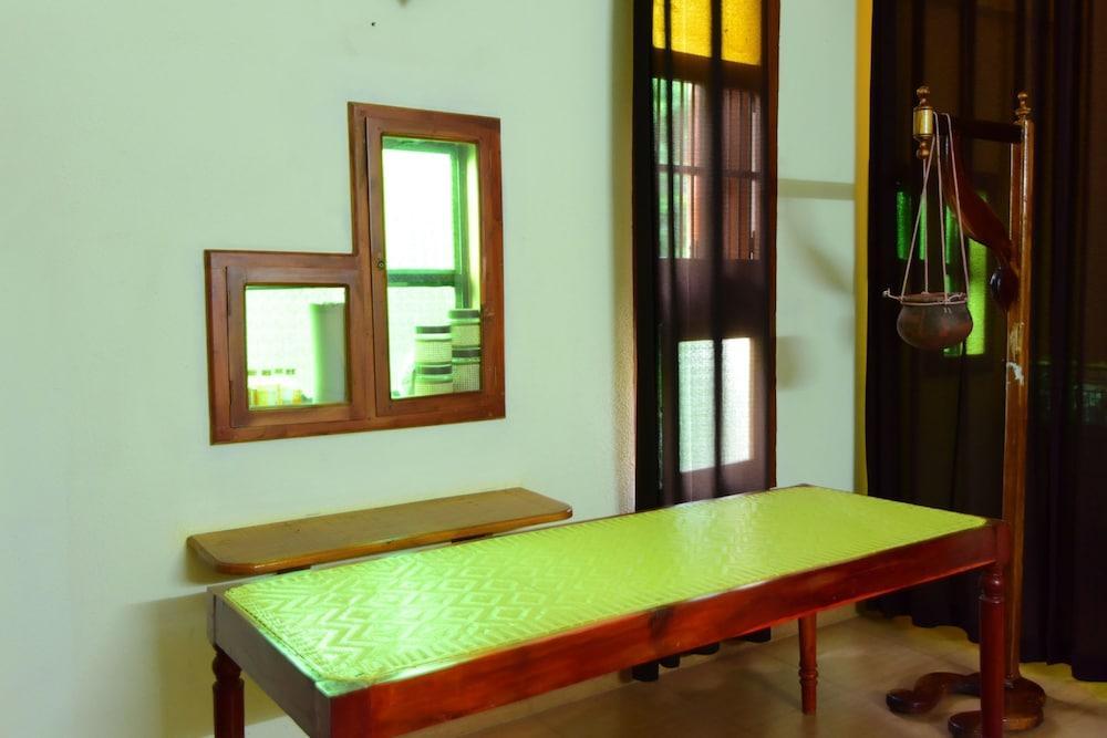 Kovalam Beach Hotel Zewnętrze zdjęcie